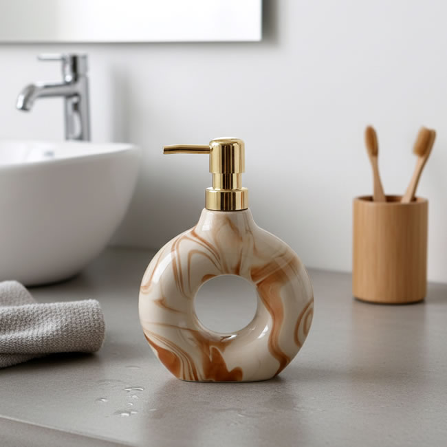  
ストレータ／天然石の層を思わせるマーブル模様のソープディスペンサー 