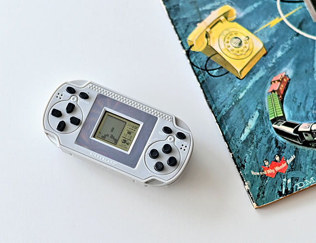 レトロ アーケードゲーム