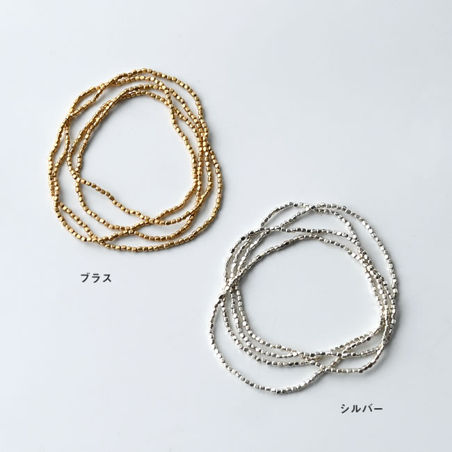 ブラスとシルバープレイテッドの色比較