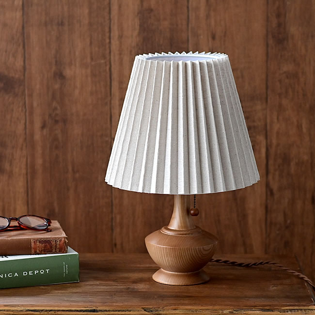  
ペルナ テーブルライト 