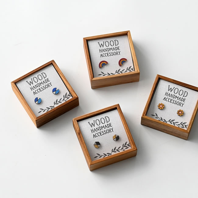 BOXED ウッドピアス 木製ハンドメイドアクセサリー ギフトにも