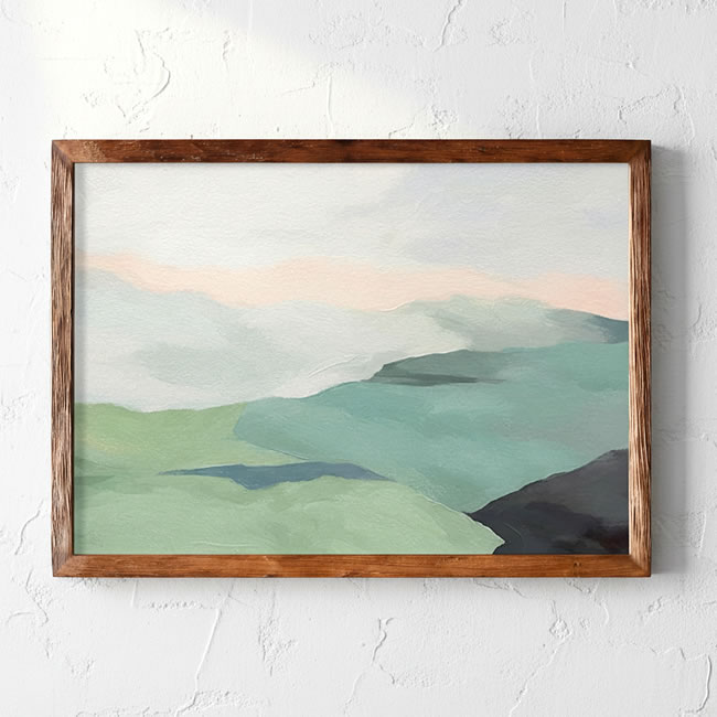  
古材チークフレームに飾られた淡色の風景画 