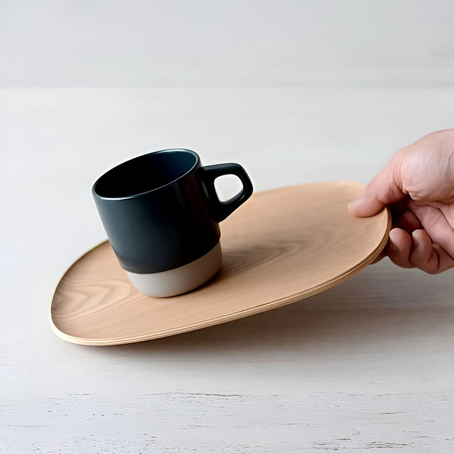  
UNITEA ノンスリップ トレイ 