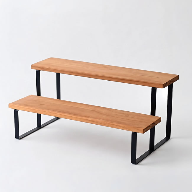 天然木とブラックアイアンを組み合わせたWOODステップシェルフ