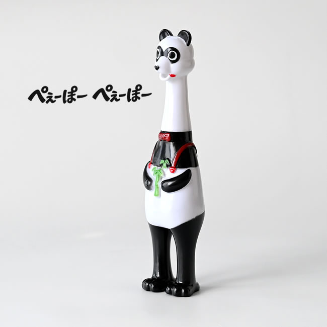 ぺぇーぽーぺぇーぽーの文字入りパンダモチーフのスクイーズアニマル単体
