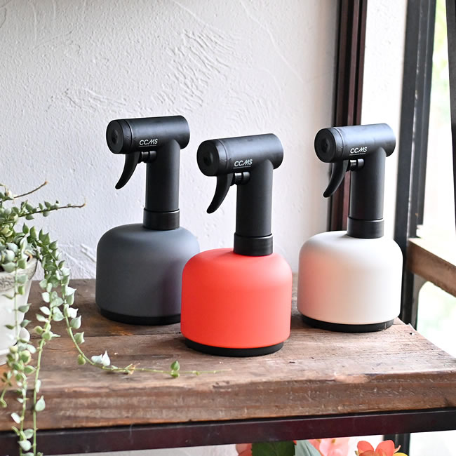  
観葉植物用ハンドスプレー3色展開（オレンジ・ホワイト・グレー）のデザインイメージ