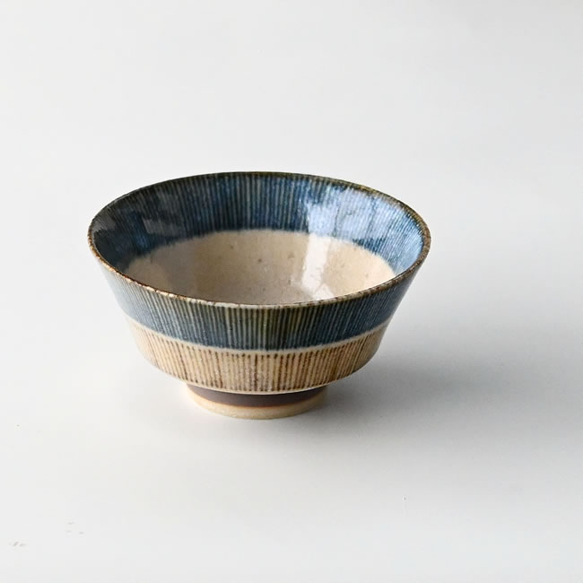  
藍と茶の十草柄が入った青茶十草の飯碗単品イメージ 