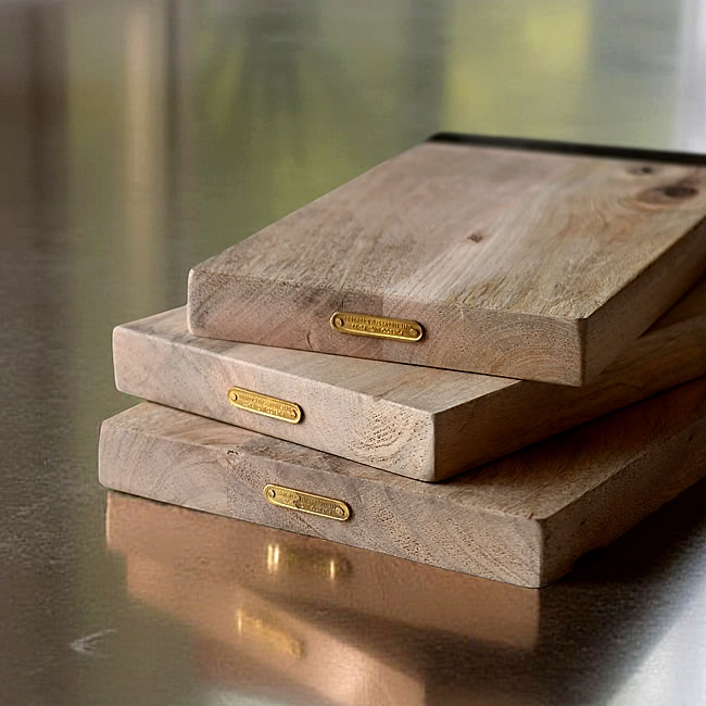  
PUEBCO カッティングボード 