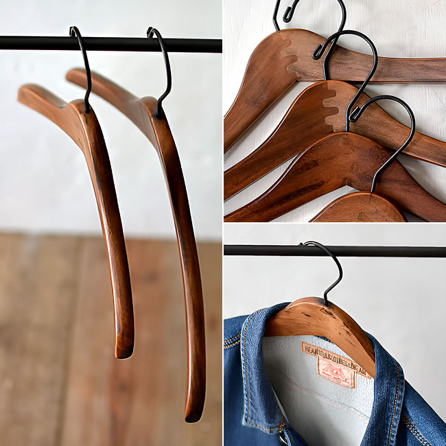  
木目が美しいウッドハンガーのアップと、デニムシャツを掛けた使用イメージ。ナチュラルで上品な質感。 