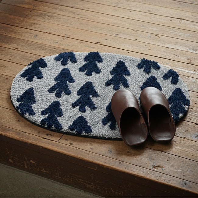  
ツリー柄のグレー×ネイビーのオーバルマット／滑り止め付き玄関マット 