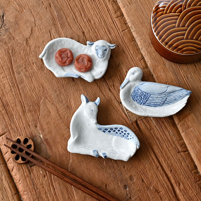 動物の染付豆皿「Koti」｜カモ・シカ・ヒツジ｜ゼネラルストア オルネ